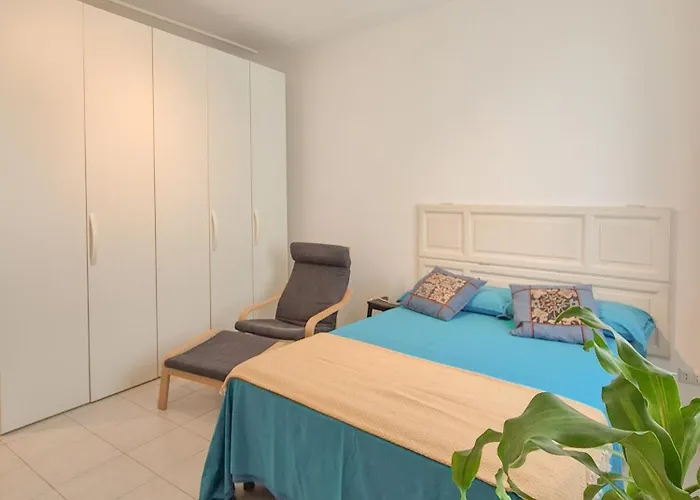 Apartment Quiet, Cozy Flat Near Citycenter *